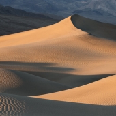 Hon.-Mention-77d.-J.-Michael-Williams-“First-Light-on-the-Dunes”